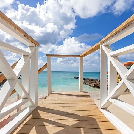 Maho Beach House - Petite Studio - Beach Access Bagian luar foto